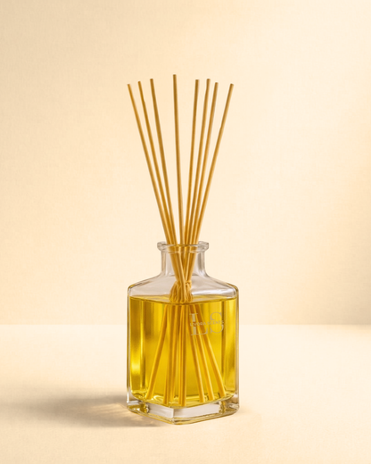 Livora Scents Oud Noir Gift Box 250ml luxury reed diffuser home fragrance Egypt